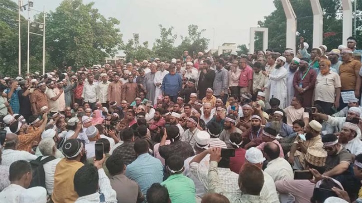 আন্দোলনরত এমপিওভুক্ত শিক্ষকদের নতুন কর্মসূচি ঘোষণা