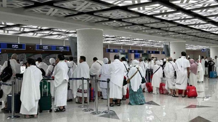 হজ শেষে দেশে ফিরলেন ৬৮ হাজার হাজি