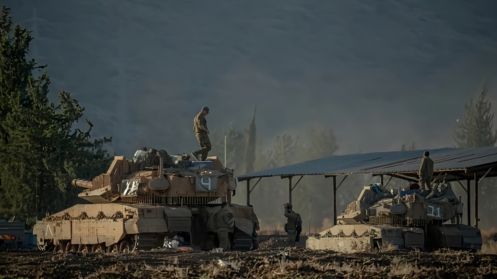 বিশেষ অভিযানের নামে লেবাননে প্রবেশ করল ইসরায়েল