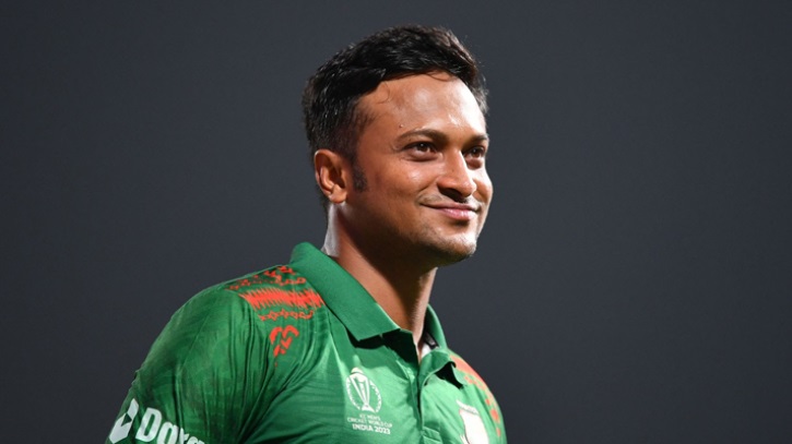 ফ্র্যাঞ্চাইজি লিগে সাকিবের ফিরে আসায় স্বপ্ন উন্মোচন ফ্র্যাঞ্চাইজি লিগে সাকিবের ফিরে আসায় স্বপ্ন উন্মোচন