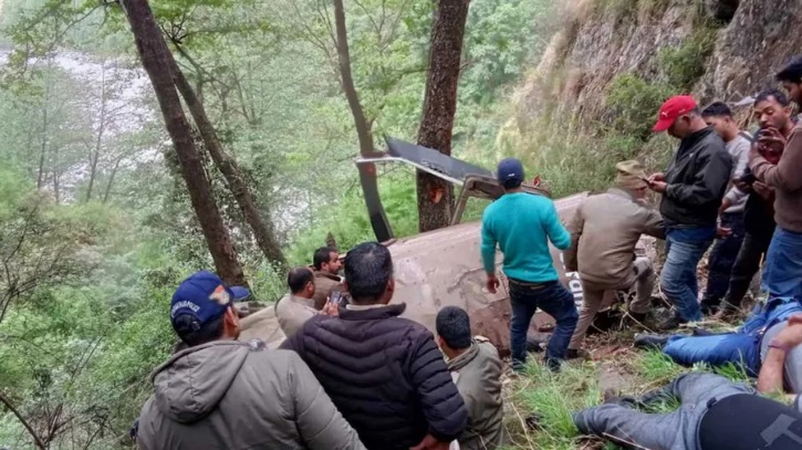 ভারতে হেলিকপ্টার বিধ্বস্তে ৭ জন নিহত