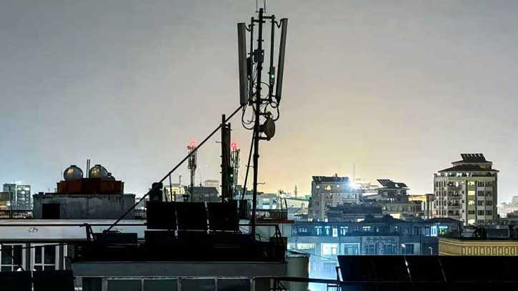 আফগানিস্তানে টেলিযোগাযোগ বন্ধ করে দিয়েছে তালেবান সরকার