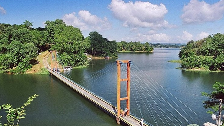 রাঙামাটিতে নৌকাডুবি, দুই কলেজছাত্রের মরদেহ উদ্ধার