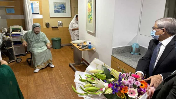 খালেদা জিয়ার শারীরিক অবস্থার কিছুটা উন্নতি: চিকিৎসক