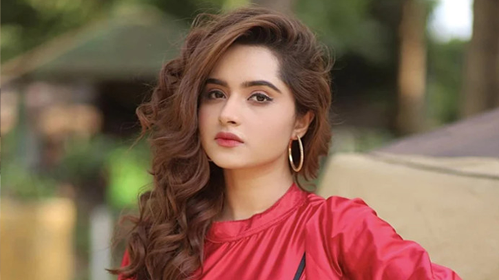 আমি খুবই সাধারণ একজন মানুষ: কেয়া পায়েল