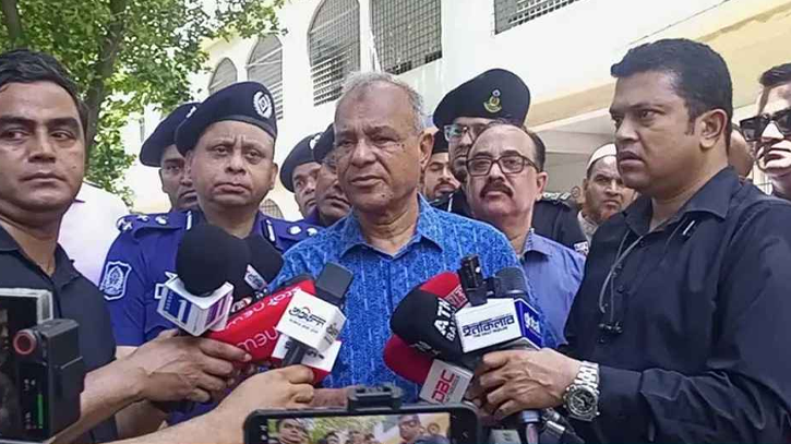 মুন্সীগঞ্জে পুলিশের ক্যাম্পে হামলার ঘটনায় দ্রুত ব্যবস্থা নেওয়া হবে: স্বরাষ্ট্র উপদেষ্টা