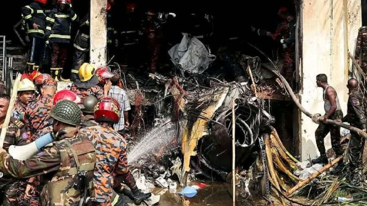 এক মাস মৃত্যুর সঙ্গে লড়াই করে হার মানলো মাইলস্টোনের তাসনিয়া