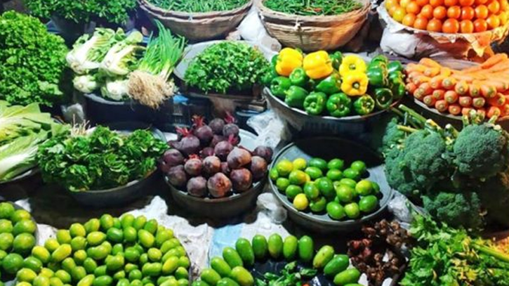 ঢাকায় শীতকালীন সবজির সরবরাহ বাড়ায় দাম কমেছে