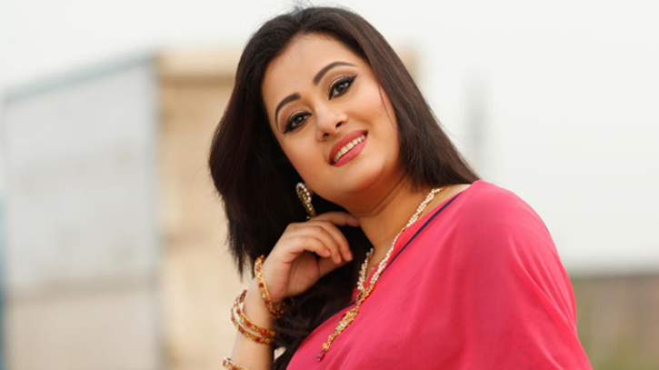 যাদের আপন ভেবে দরজা খুলে দিই, তারা আসলে বিষধর সাপ: পূর্ণিমা যাদের আপন ভেবে দরজা খুলে দিই, তারা আসলে বিষধর সাপ: পূর্ণিমা
