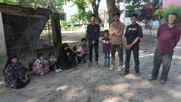 কু‌ড়িগ্রামে নারী-‌শিশুসহ ১১ রো‌হিঙ্গা আটক