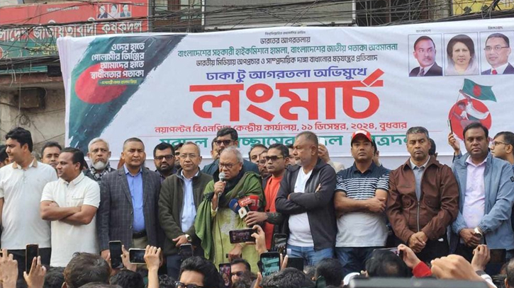 রক্ত দিয়ে কেনা স্বাধীনতা দিল্লির কাছে আত্মসমর্পণ করার জন্য নয়: রিজভী রক্ত দিয়ে কেনা স্বাধীনতা দিল্লির কাছে আত্মসমর্পণ করার জন্য নয়: রিজভী