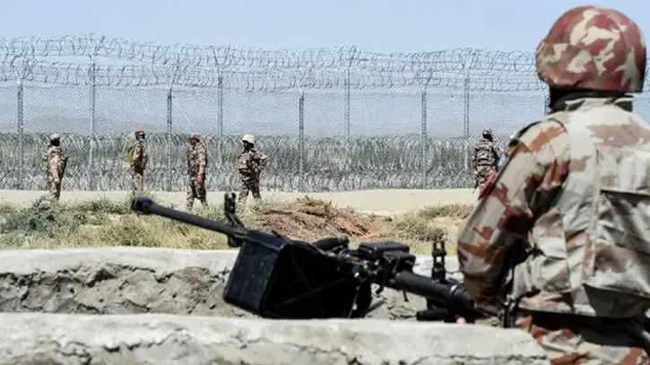 পাকিস্তান-আফগানিস্তান সীমান্তে ফের গোলাগুলি