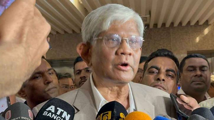 বিশ্ববাজারে তেলের দাম বাড়লেও দেশে মূল্য বাড়ানোর চিন্তা নেই: ড. সালেহউদ্দিন বিশ্ববাজারে তেলের দাম বাড়লেও দেশে মূল্য বাড়ানোর চিন্তা নেই: ড. সালেহউদ্দিন