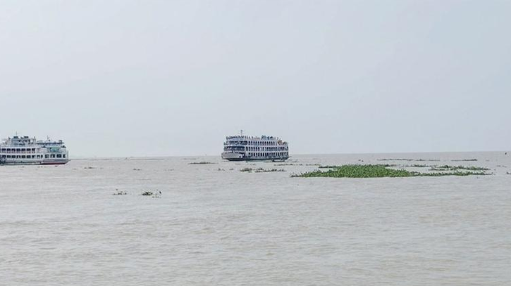 ভোলায় লঘুচাপের প্রভাবে ১০টি নৌরুটে লঞ্চ চলাচল বন্ধ
