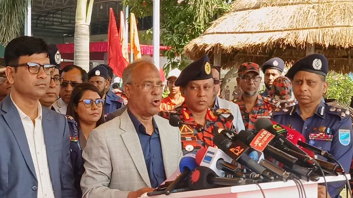 নির্বাচনের আগে অস্ত্র উদ্ধারে ব্যর্থতা নেই: স্বরাষ্ট্র উপদেষ্টা