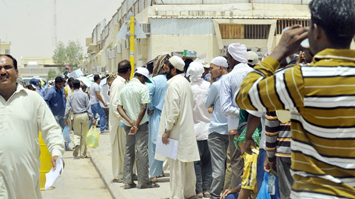 সৌদি আরবে প্রায় ২২ হাজার প্রবাসী গ্রেফতার