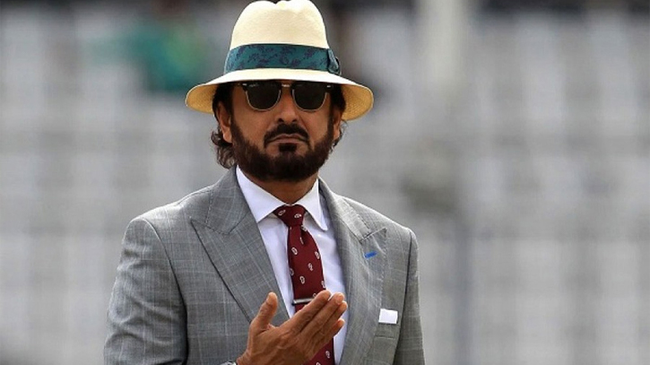 পিএসএলের ধারাভাষ্য প্যানেলে বাংলাদেশের আতাহার আলী