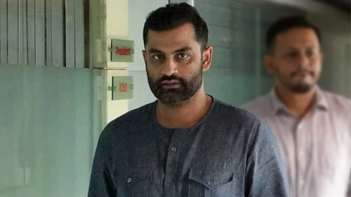 বিসিবি নির্বাচন থেকে সরে দাঁড়ালেন তামিম ইকবাল