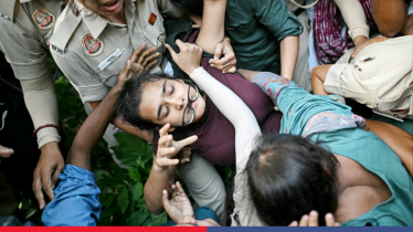 অভিজিতের পর নেহাকেও আটক করল দিল্লি পুলিশ অভিজিতের পর নেহাকেও আটক করল দিল্লি পুলিশ