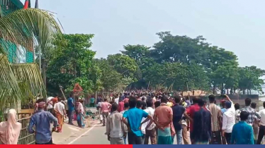 অটোরিকশায় বল পড়াকে কেন্দ্র করে ৫ গ্রামের সংঘর্ষ, আহত ২৫