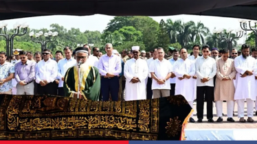 বিএনপি নেতা সালাহউদ্দিন আহমেদের প্রথম জানাজা সম্পন্ন বিএনপি নেতা সালাহউদ্দিন আহমেদের প্রথম জানাজা সম্পন্ন