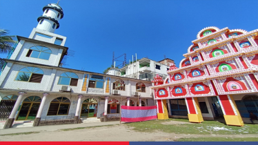 লালমনিরহাটে একই আঙিনায় মসজিদ-মন্দির